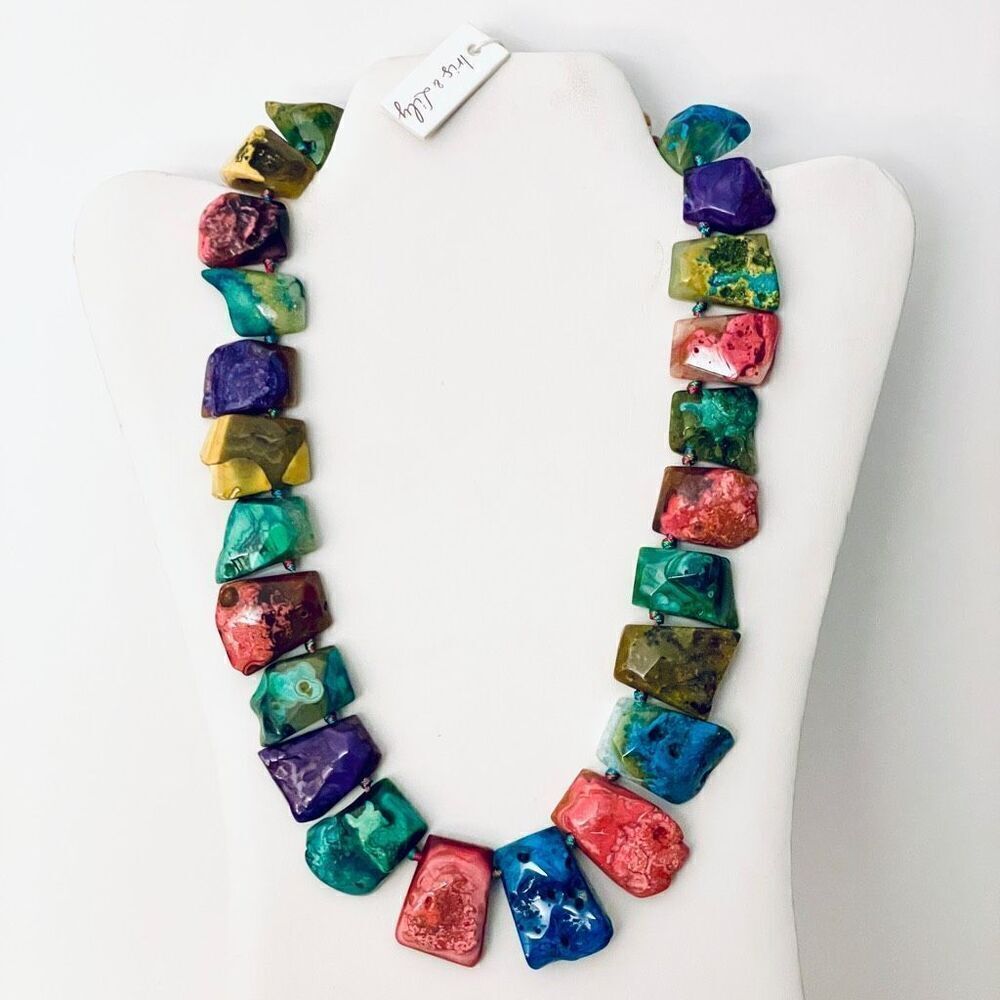 NWT Iris & Lily Gorgeous Colorful sterling silver genuine Agate gemstone Necklac
